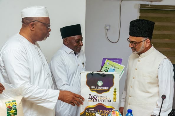 Farewell Reception for MTA International MD, Maulana Munir-ud-Deen Shams
